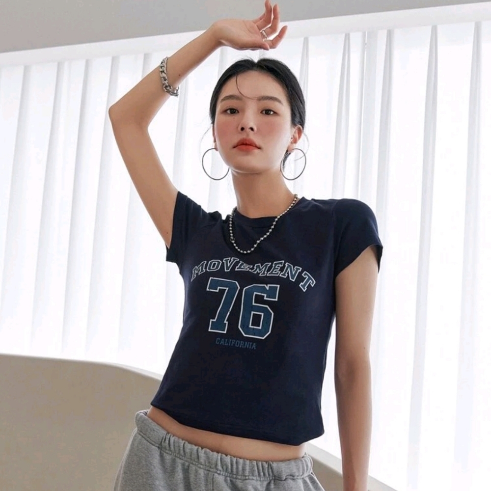 🆕️Varsity Tee by 𝐃𝐀𝐙𝐘